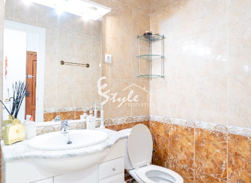 Resale - Apartamento - Punta Prima