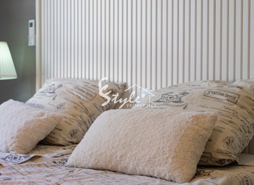 Resale - Apartamento - Punta Prima