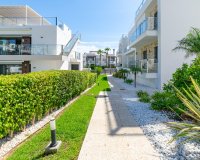 Resale - Apartamento - Punta Prima