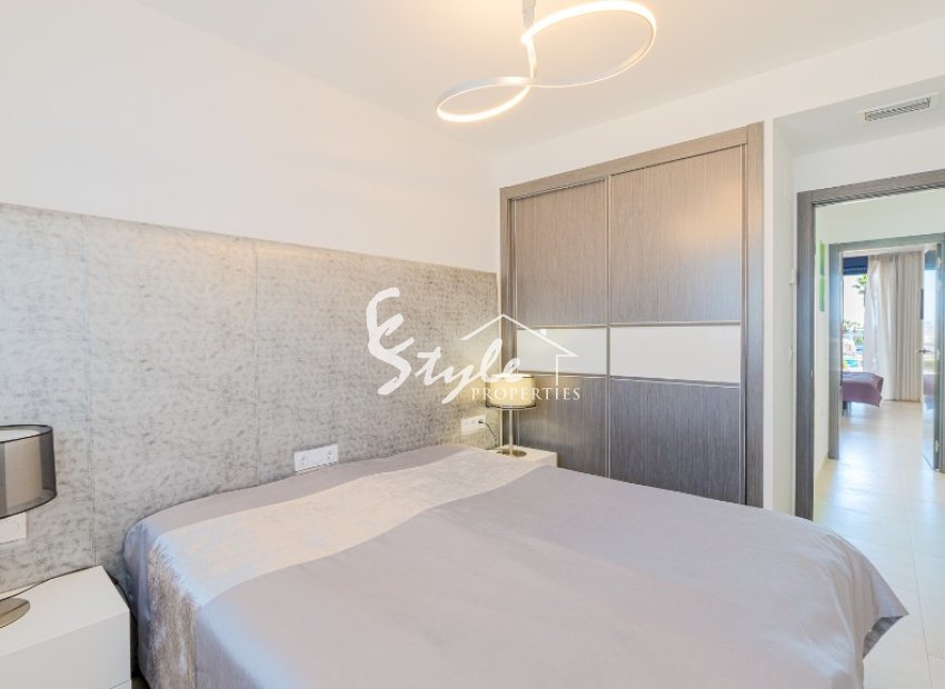 Resale - Apartamento - Punta Prima