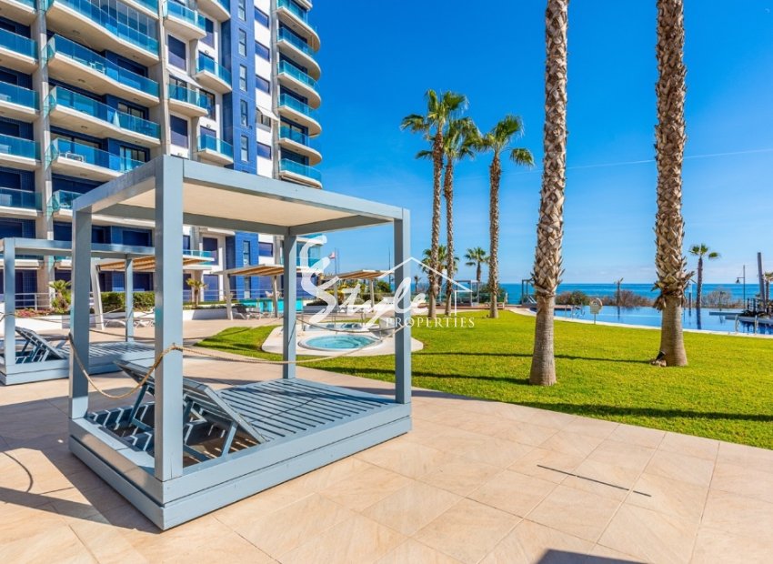 Resale - Apartamento - Punta Prima