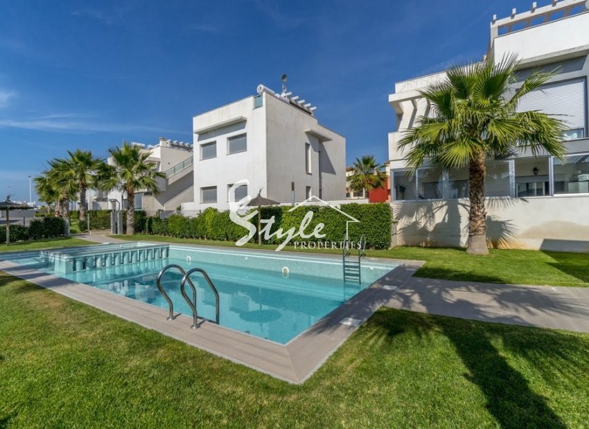 Resale - Apartamento - Punta Prima