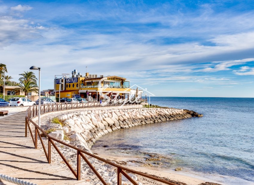 Resale - Apartamento - Punta Prima