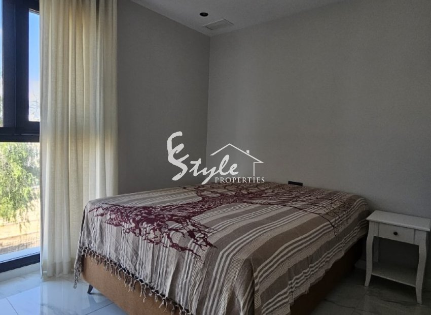 Resale - Apartamento - Punta Prima