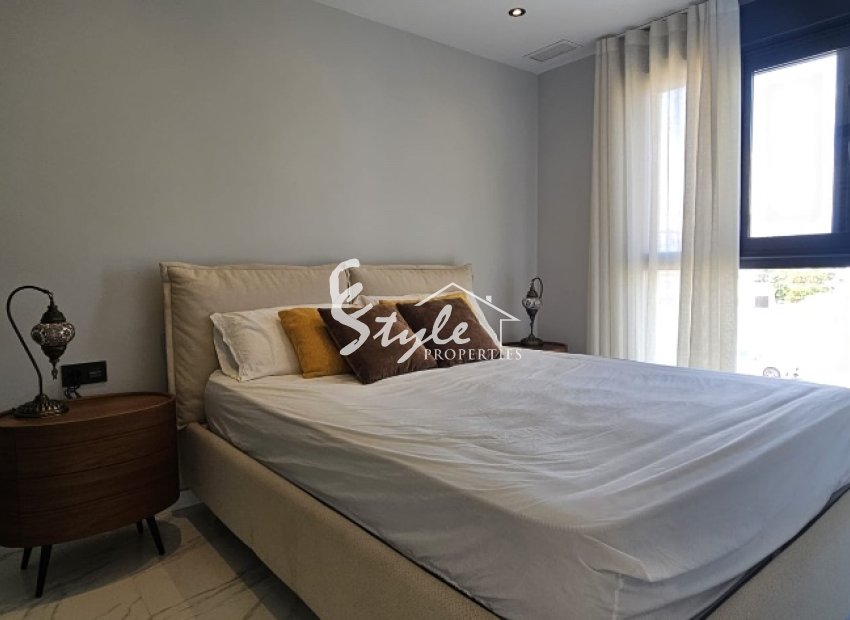 Resale - Apartamento - Punta Prima