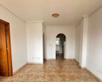 Resale - Apartamento - Punta Prima