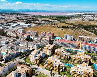 Resale - Apartamento - Punta Prima