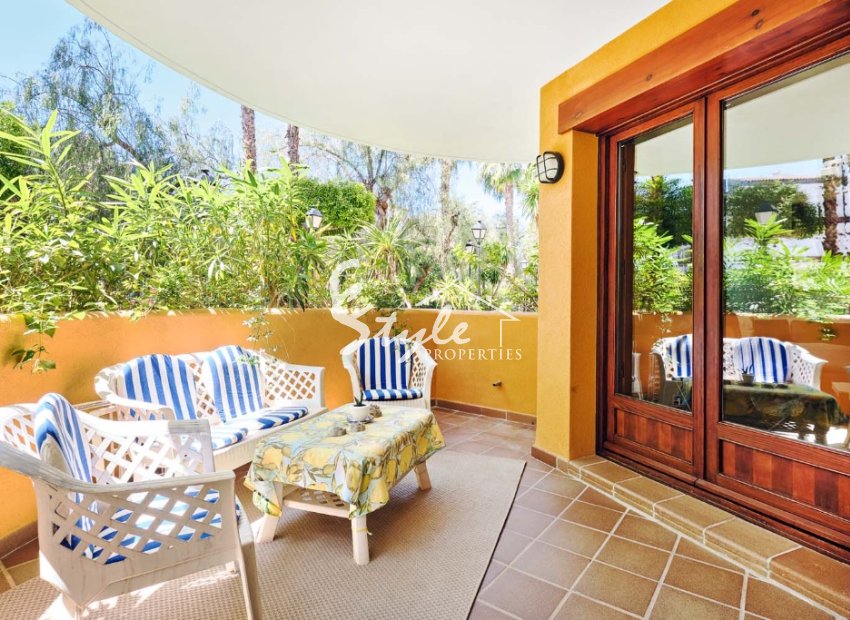 Resale - Apartamento - Punta Prima