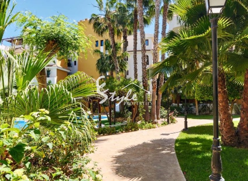 Resale - Apartamento - Punta Prima