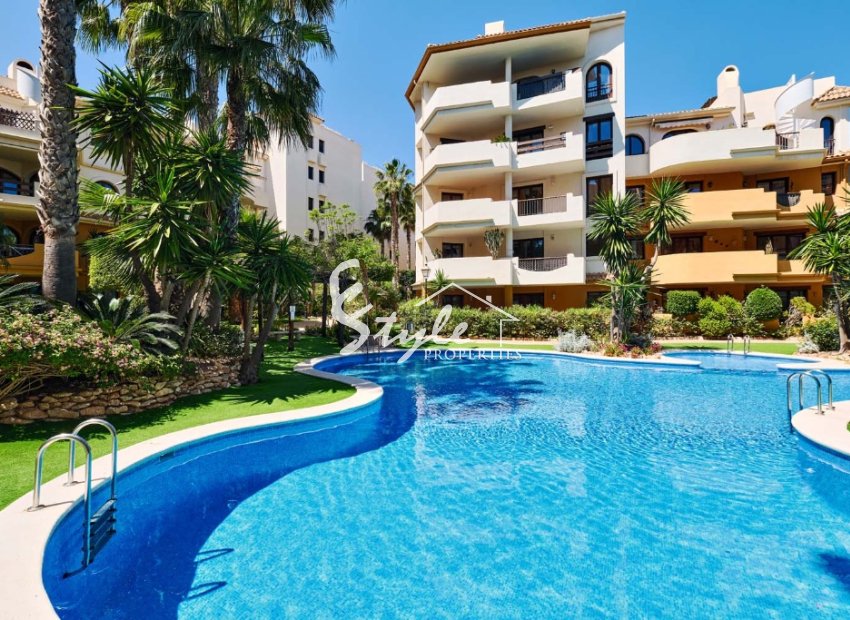 Resale - Apartamento - Punta Prima