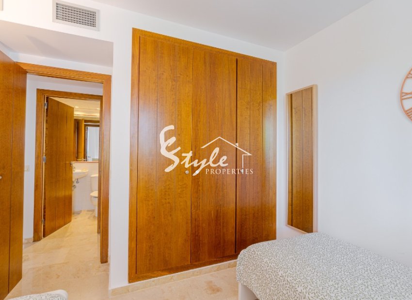 Resale - Apartamento - Punta Prima