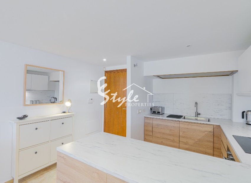 Resale - Apartamento - Punta Prima