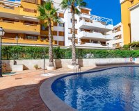 Resale - Apartamento - Punta Prima