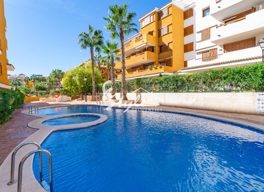 Resale - Apartamento - Punta Prima