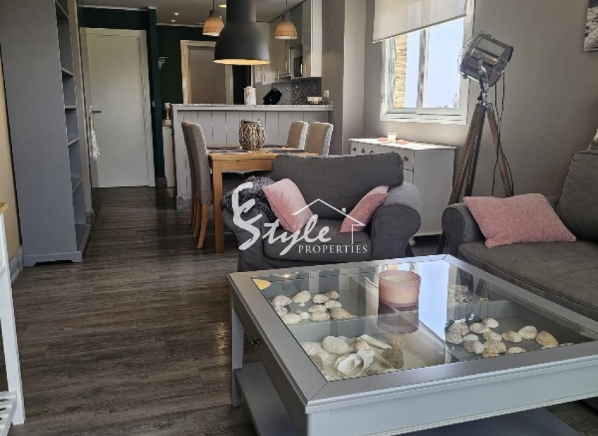 Resale - Apartamento - Punta Prima