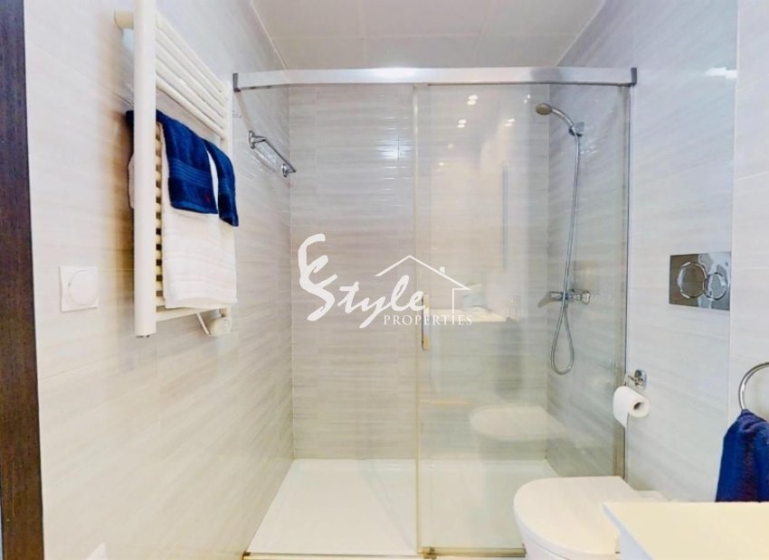 Resale - Apartamento - Punta Prima