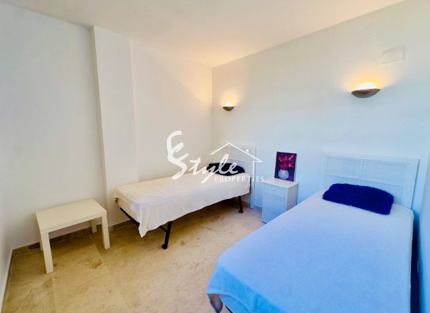 Resale - Apartamento - Punta Prima