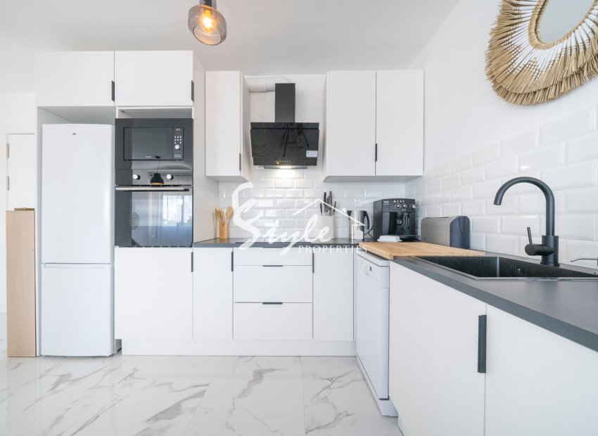 Resale - Apartamento - Punta Prima