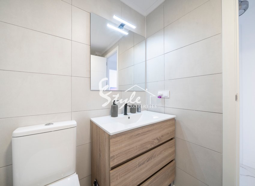 Resale - Apartamento - Punta Prima