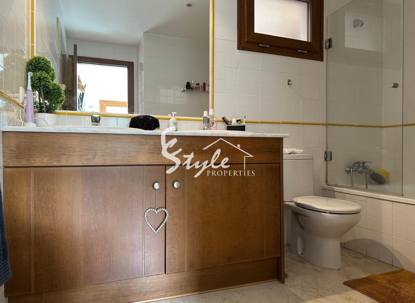 Resale - Apartamento - Punta Prima