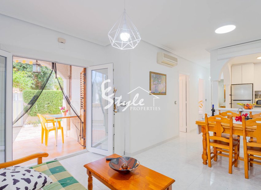 Resale - Apartamento - Punta Prima