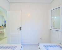 Resale - Apartamento - Punta Prima