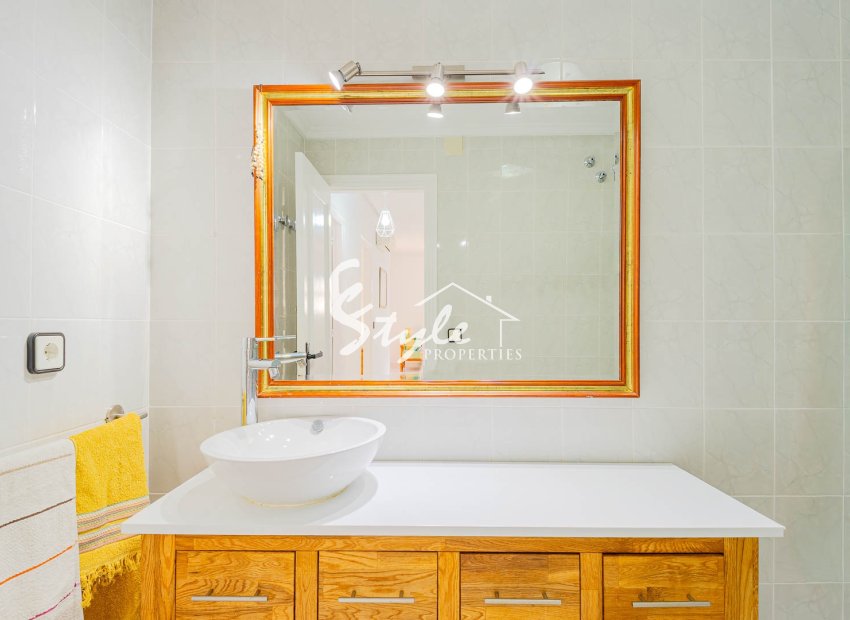 Resale - Apartamento - Punta Prima