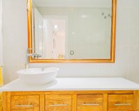 Resale - Apartamento - Punta Prima