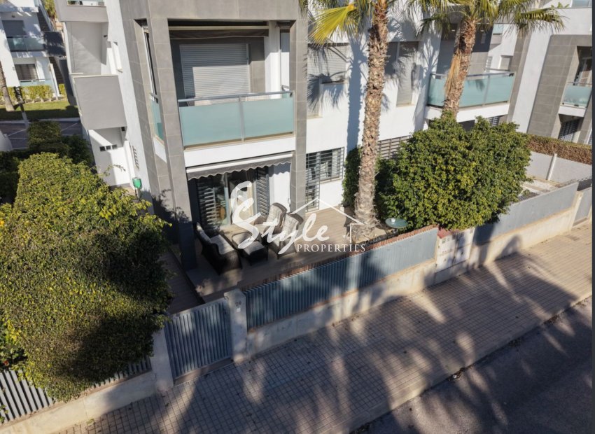 Resale - Apartamento - Punta Prima