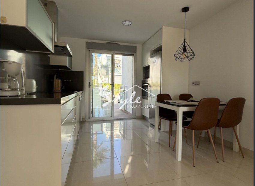 Resale - Apartamento - Punta Prima