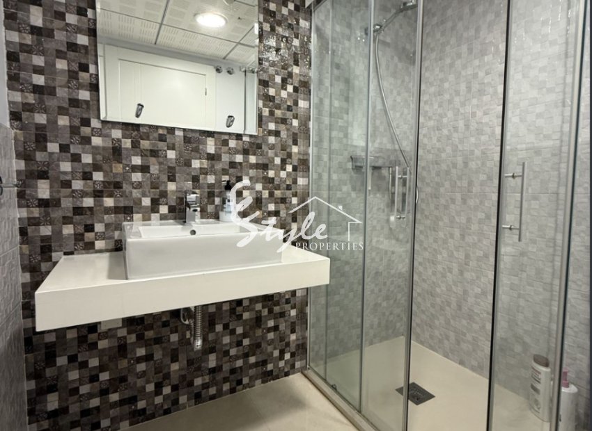 Resale - Apartamento - Punta Prima