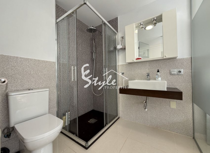 Resale - Apartamento - Punta Prima