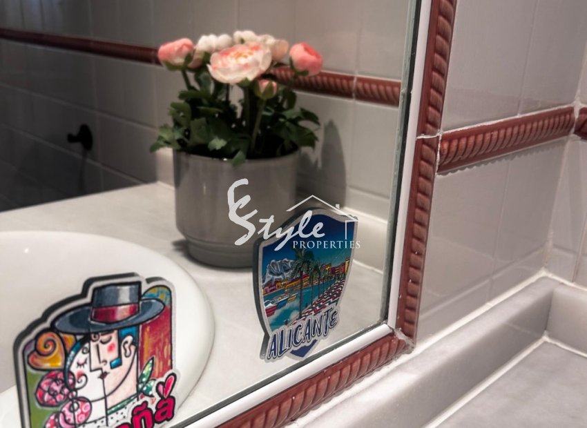 Resale - Apartamento - Punta Prima