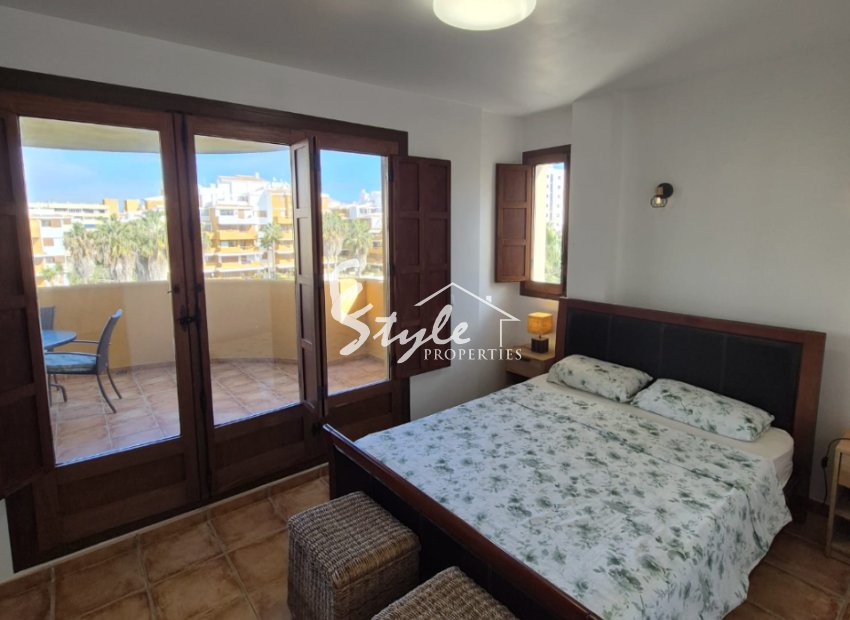 Resale - Apartamento - Punta Prima