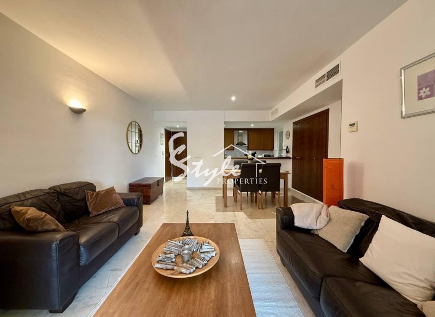 Resale - Apartamento - Punta Prima