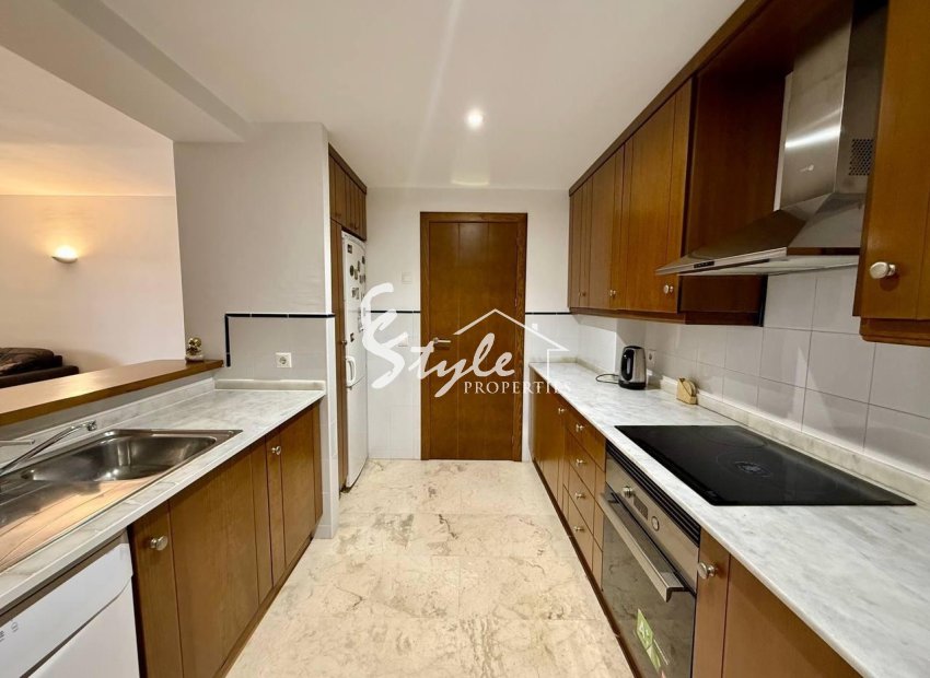 Resale - Apartamento - Punta Prima