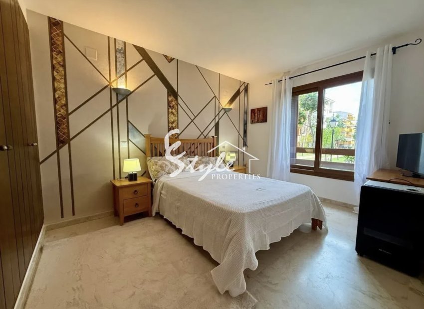 Resale - Apartamento - Punta Prima