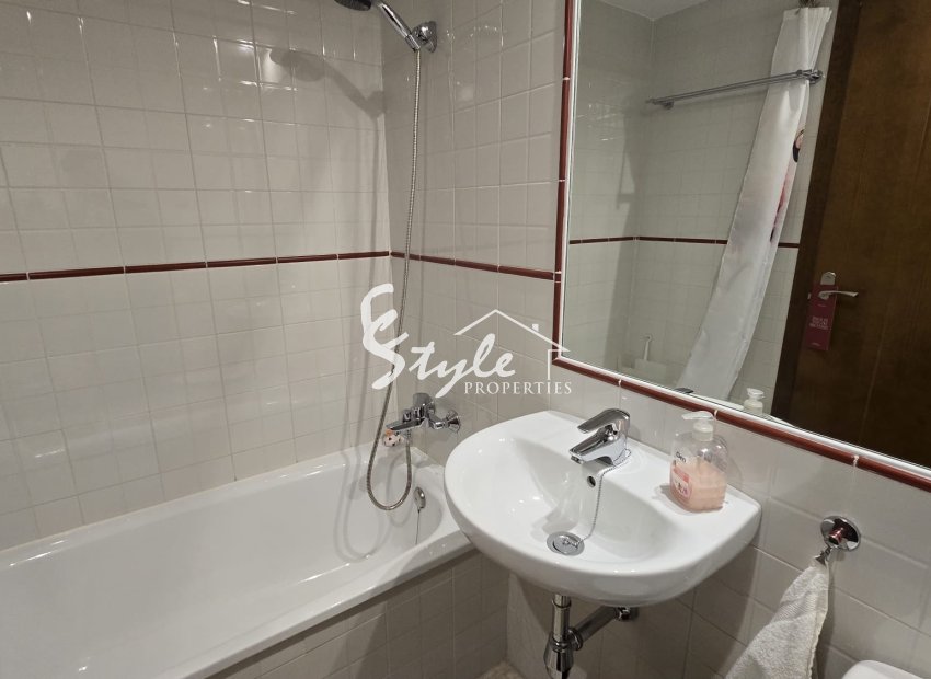 Resale - Apartamento - Punta Prima