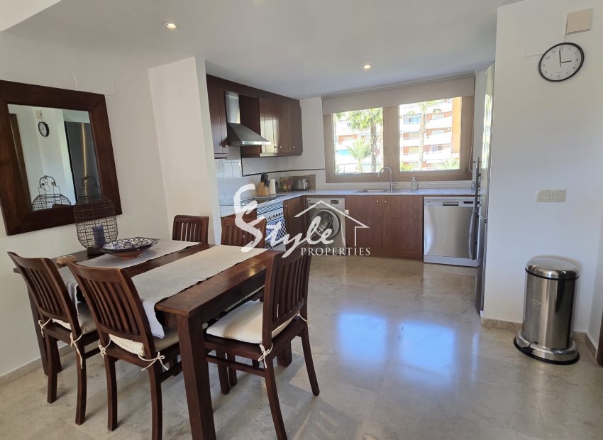 Resale - Apartamento - Punta Prima