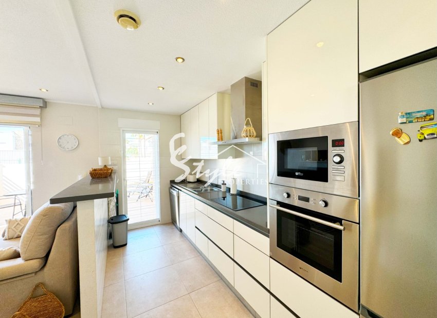 Resale - Apartamento - Punta Prima