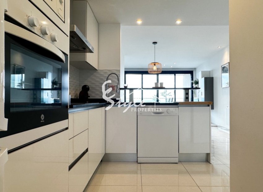 Resale - Apartamento - Punta Prima