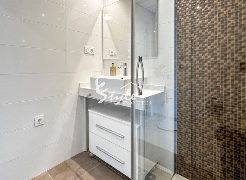 Resale - Apartamento - Punta Prima