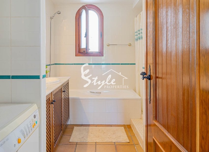 Resale - Apartamento - Punta Prima