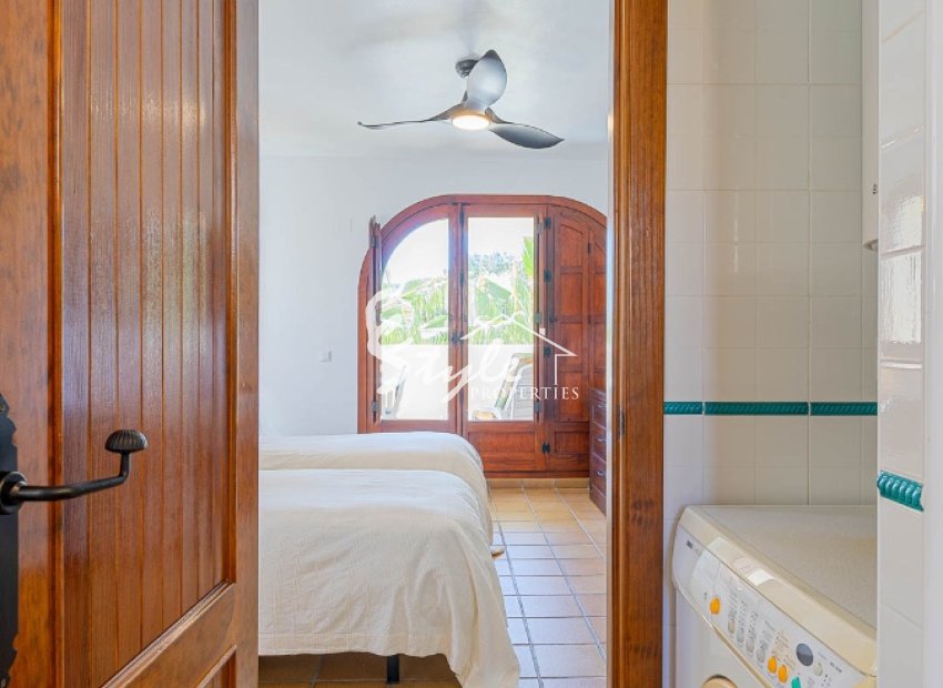 Resale - Apartamento - Punta Prima