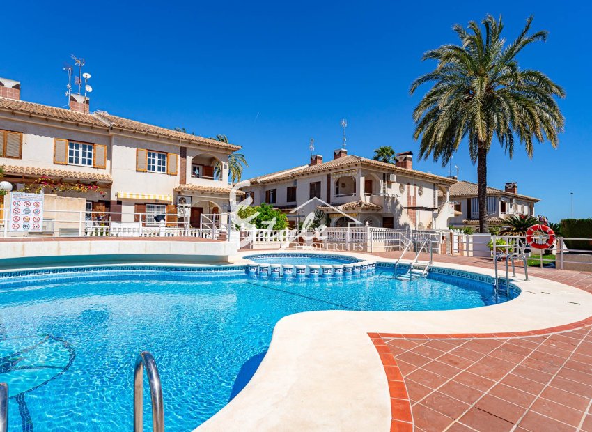 Resale - Apartamento - Punta Prima