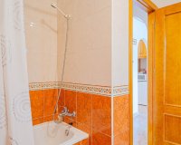 Resale - Apartamento - Punta Prima