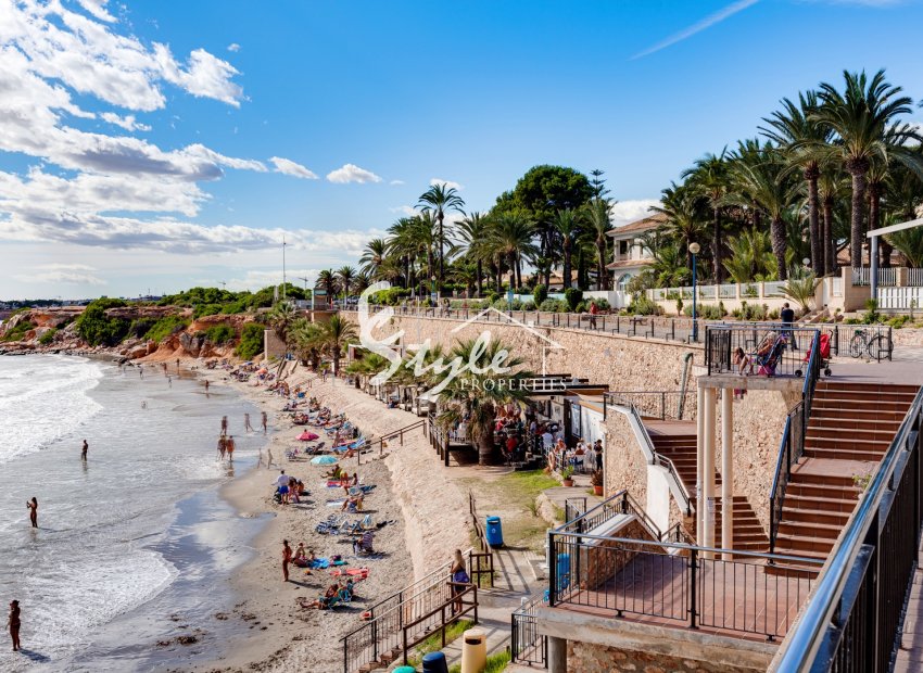 Resale - Apartamento - Punta Prima