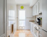 Resale - Apartamento - Punta Prima