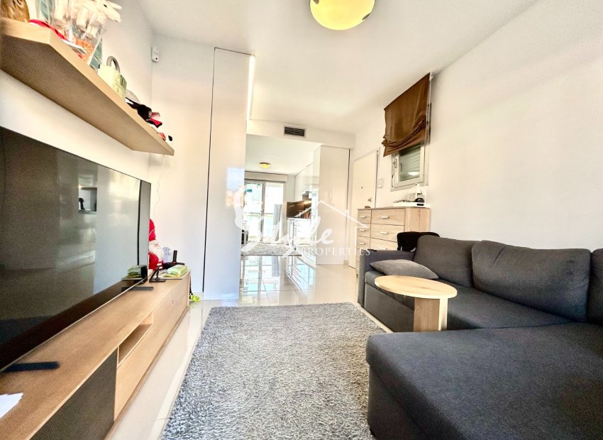 Resale - Apartamento - Punta Prima