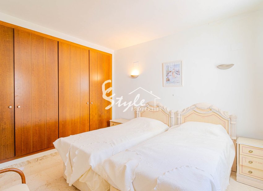 Resale - Apartamento - Punta Prima